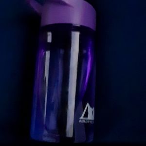 Water bottle